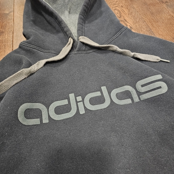 Y2k Adidas Men's Black Hoodie - Picture 3 of 6